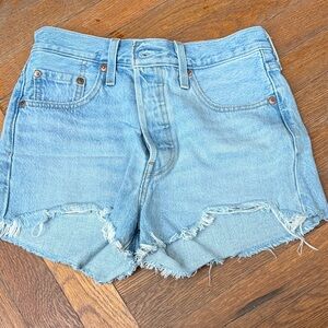 Levi’s 501 Light Blue Denim Women Shorts